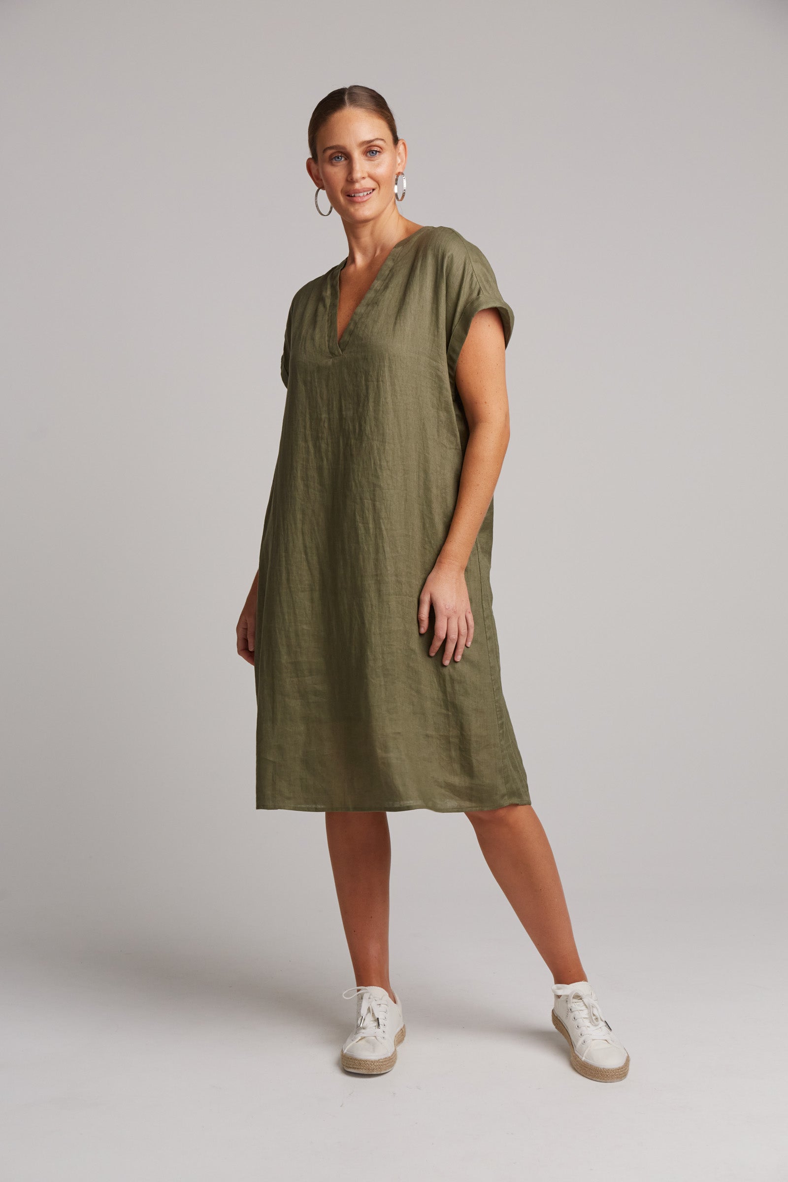 ladies women dark green linen dress V-neck short sleeves eb&ive