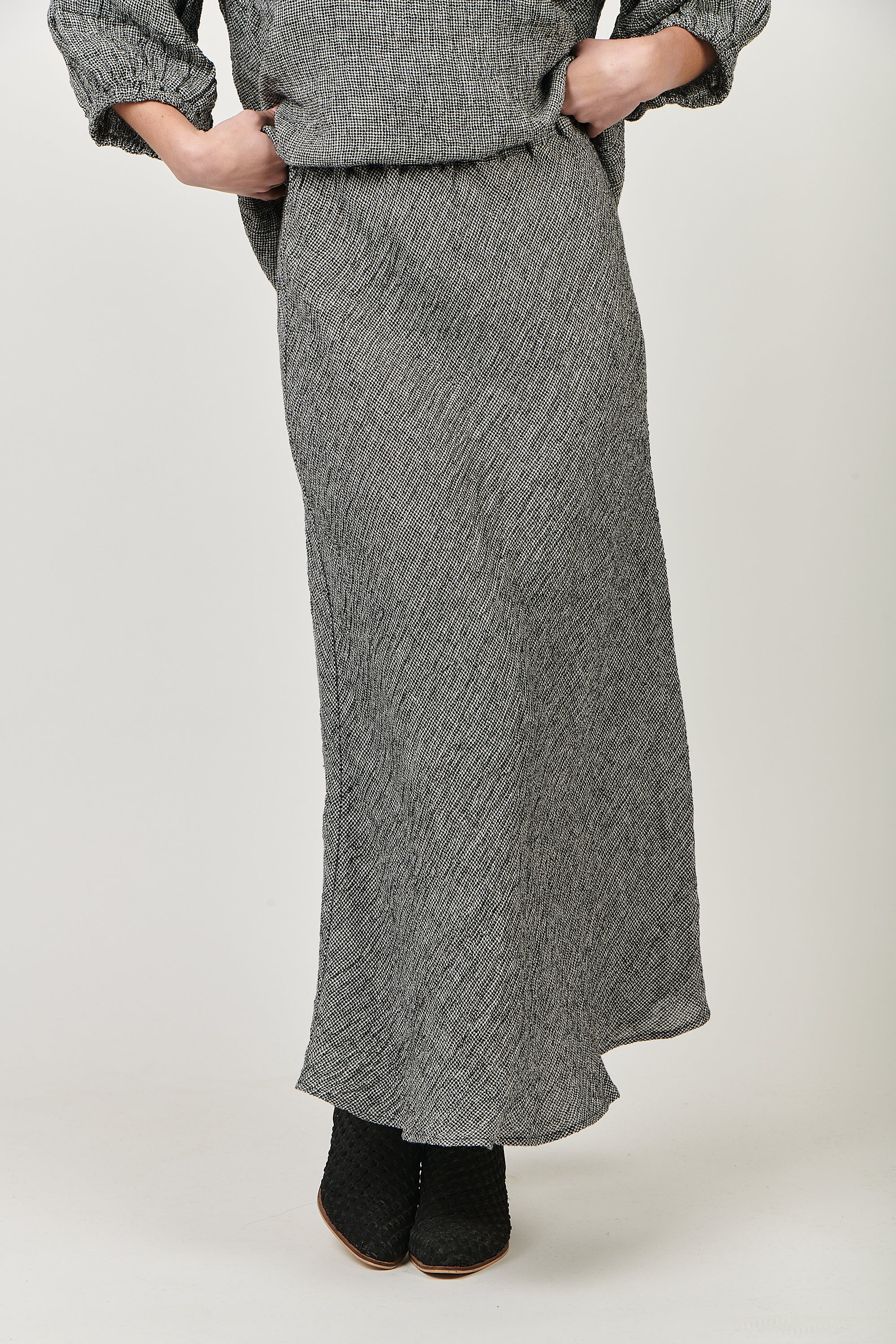 Linen A line Maxi Skirt from Naturals by O J Kindred Spirit Kindred Spirit Boutique Gift