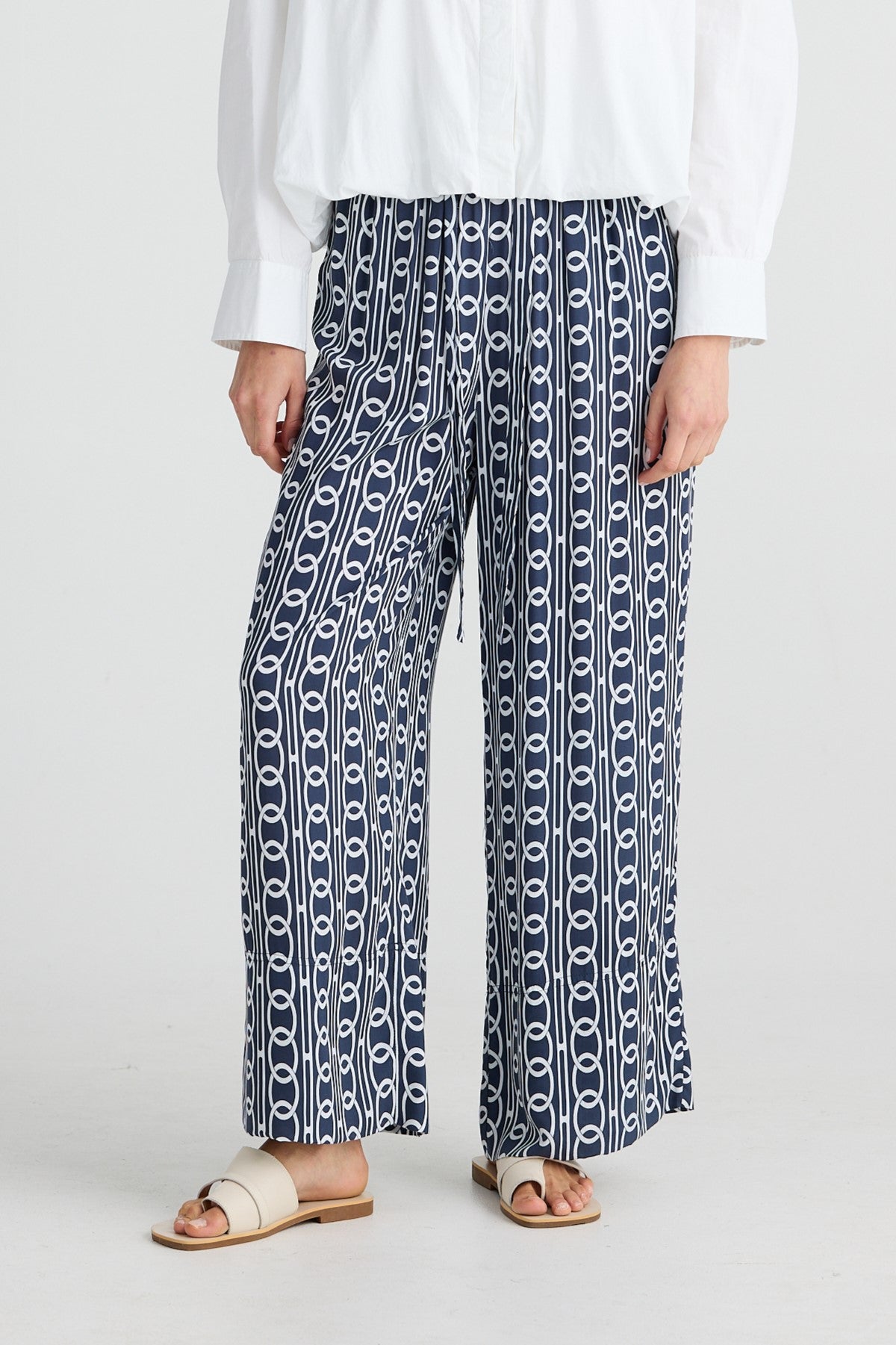 Astrid Pant – Navy Links