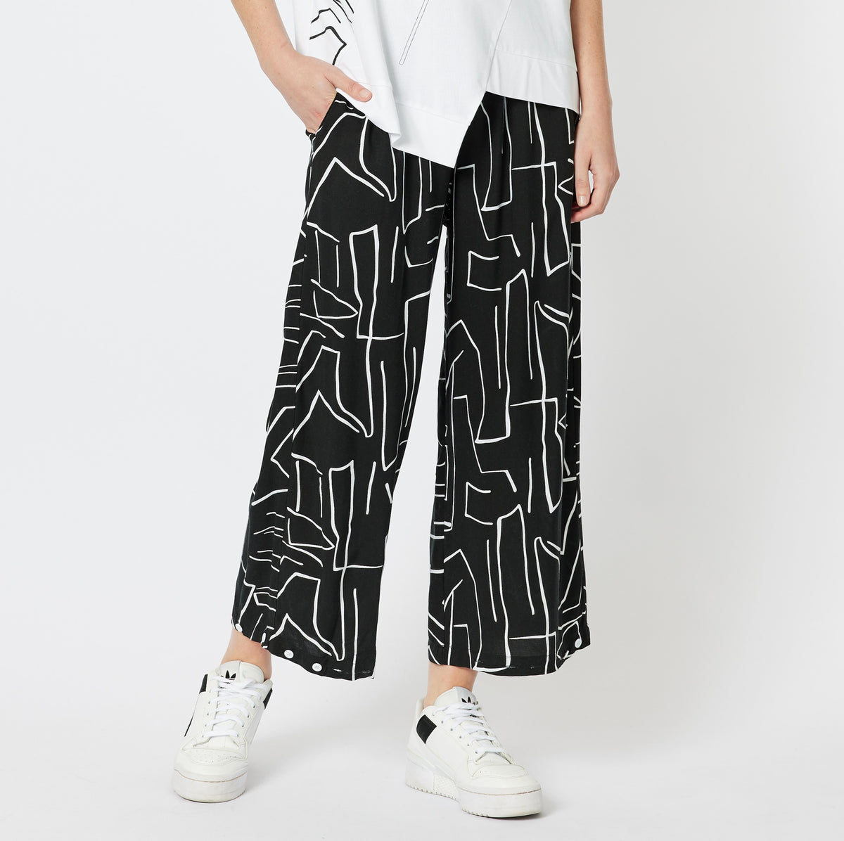 Empire Convertible Pant