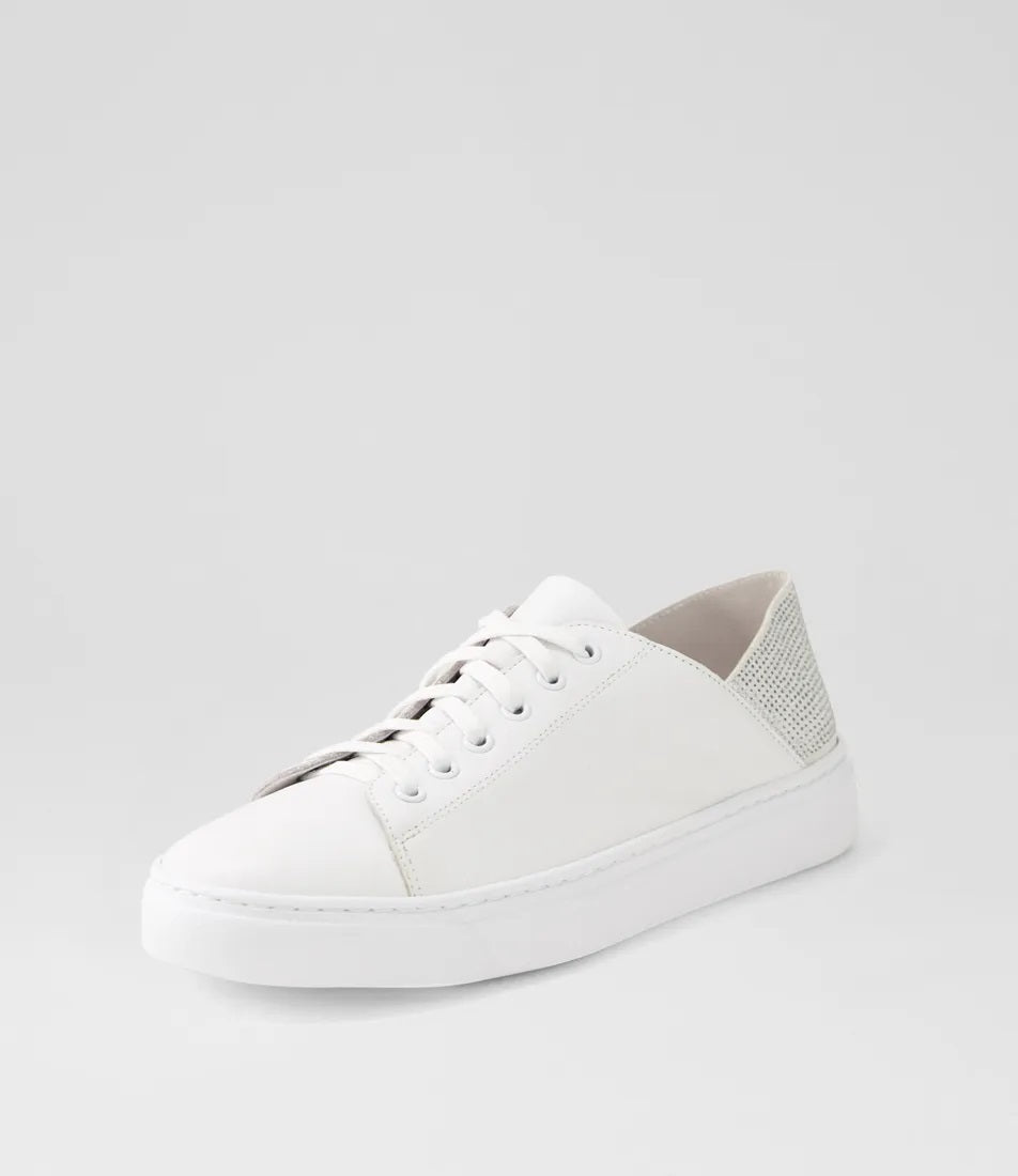 Oskin Leather Sneaker