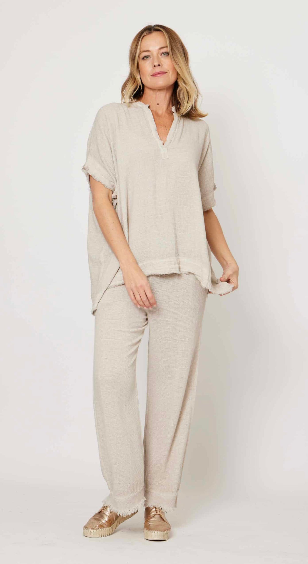 Linen Raw Fringe V-Neck Top