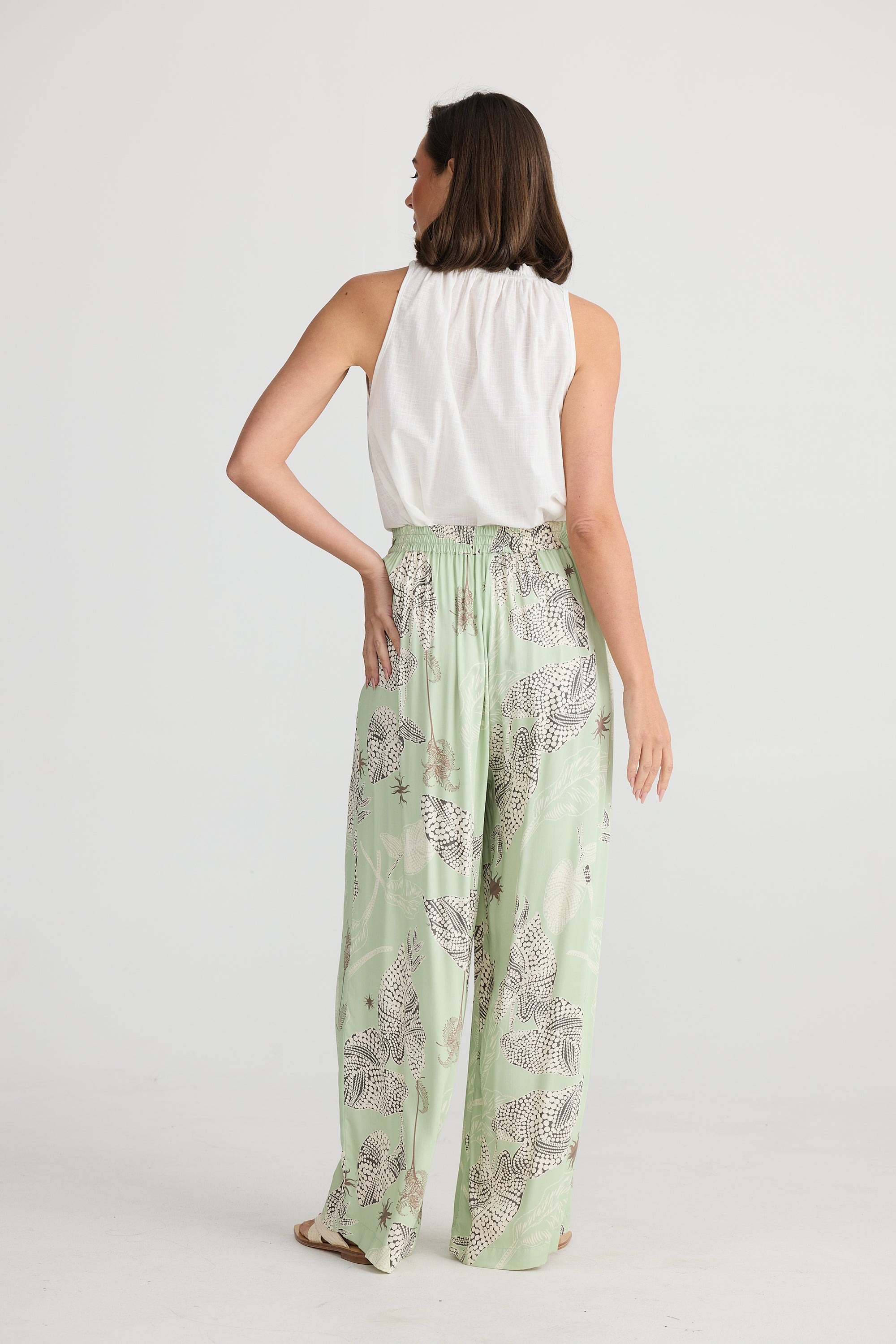 Green waterlily Print Playa cotton trousers with pockets by Holiday.